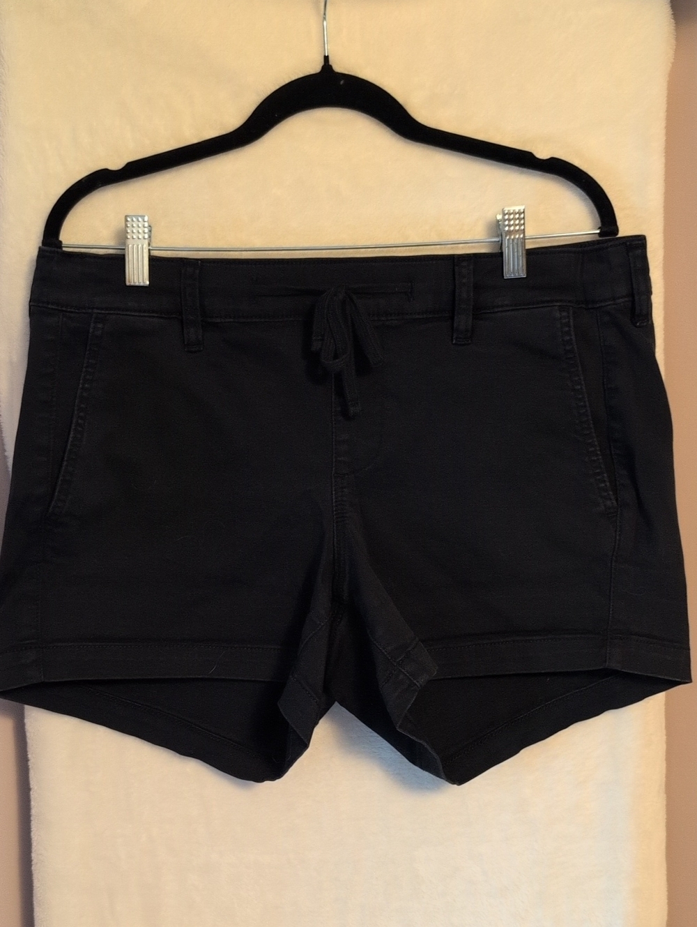 Torrid Black Pull-On Drawstring Shorts 3.5" Inseam Size 00/10